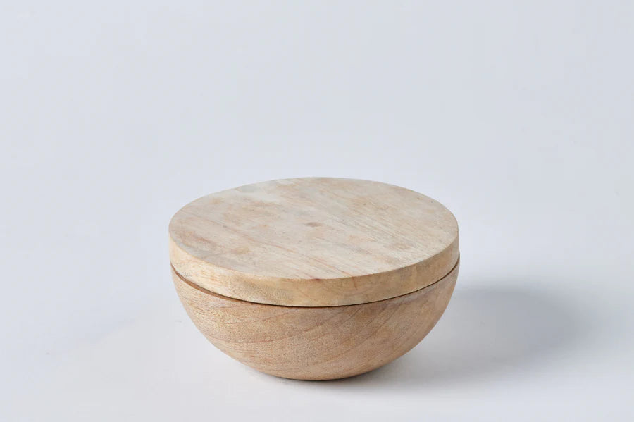 HS CANDLE HOLDER WOOD W/LID