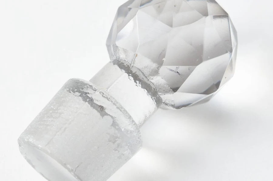 HS DECANTER GLASS 20X8CM